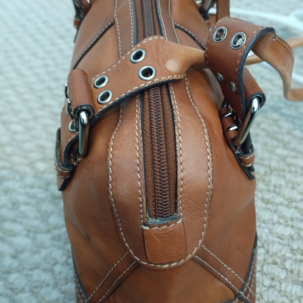Fossil Medium Leather Shoulder Bag with Reversible Straps — Tan - Picture 12 of 14